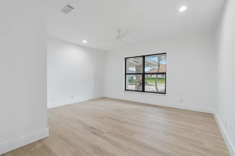 24 Dunbar Road Palm Beach Gardens FL 33418