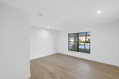 24 Dunbar Road Palm Beach Gardens FL 33418
