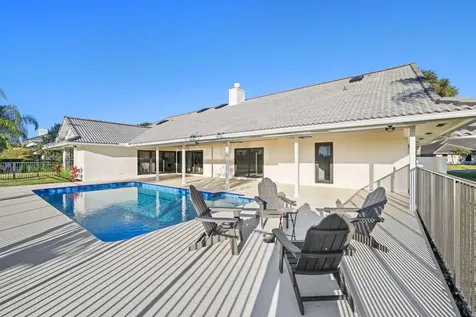 24 Dunbar Road Palm Beach Gardens FL 33418