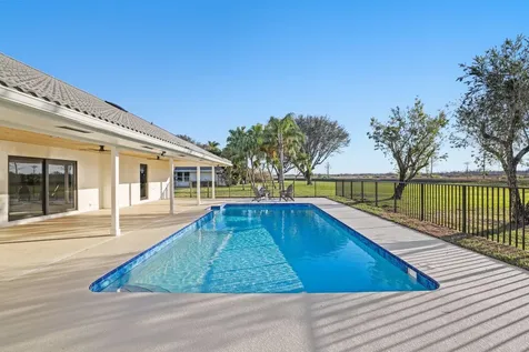 24 Dunbar Road Palm Beach Gardens FL 33418