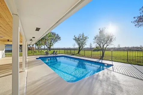24 Dunbar Road Palm Beach Gardens FL 33418