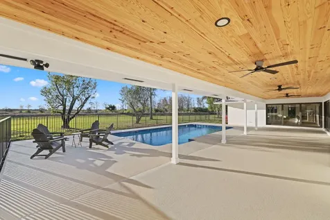 24 Dunbar Road Palm Beach Gardens FL 33418
