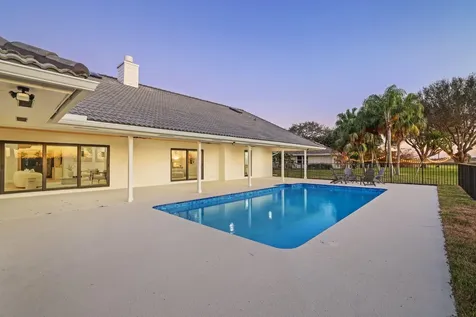 24 Dunbar Road Palm Beach Gardens FL 33418