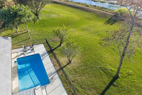 24 Dunbar Road Palm Beach Gardens FL 33418