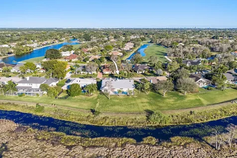 24 Dunbar Road Palm Beach Gardens FL 33418