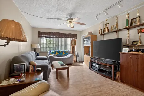 5111 W Oakland Park Boulevard Lauderdale Lakes FL 33313