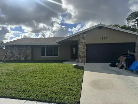 4735 Blue Pine Circle Lake Worth FL 33463