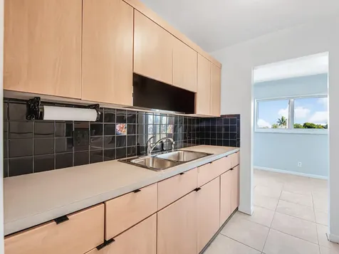 606 S C Street Lake Worth Beach FL 33460