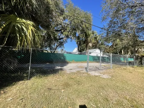 904 Boston Avenue Fort Pierce FL 34950