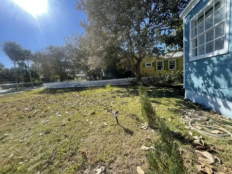 904 Boston Avenue Fort Pierce FL 34950