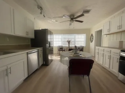 904 Boston Avenue Fort Pierce FL 34950