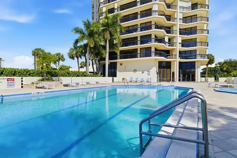 1900 Consulate Place West Palm Beach FL 33401