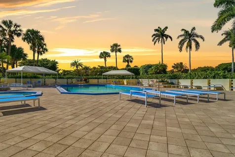 1900 Consulate Place West Palm Beach FL 33401