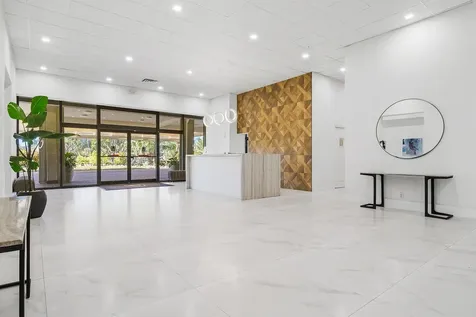 1900 Consulate Place West Palm Beach FL 33401