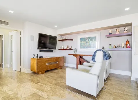 1900 Consulate Place West Palm Beach FL 33401