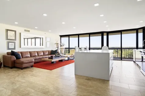 1900 Consulate Place West Palm Beach FL 33401