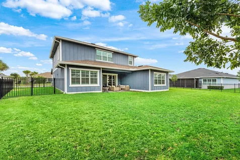 981 Castaway Court Loxahatchee FL 33470