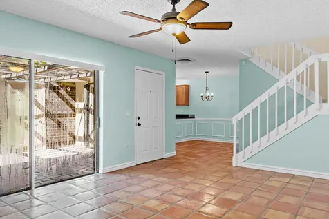 110 1st Terrace Palm Beach Gardens FL 33418