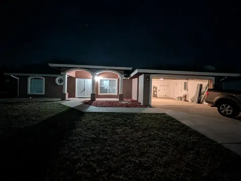 976 SW Whittier Terrace Port Saint Lucie FL 34953