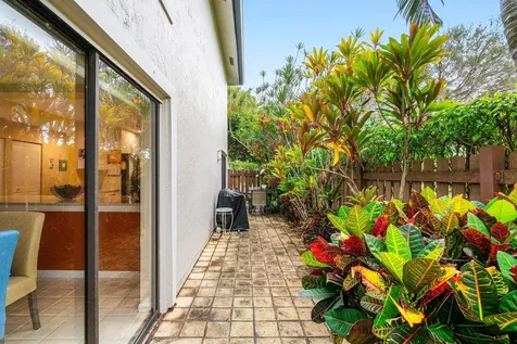 34 Southport Lane Boynton Beach FL 33436