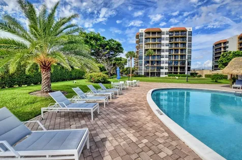 859 Jeffery Street Boca Raton FL 33487