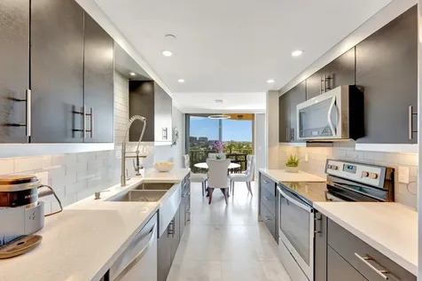 859 Jeffery Street Boca Raton FL 33487