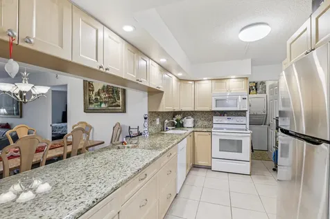 250 Nw 67th Street Boca Raton FL 33487