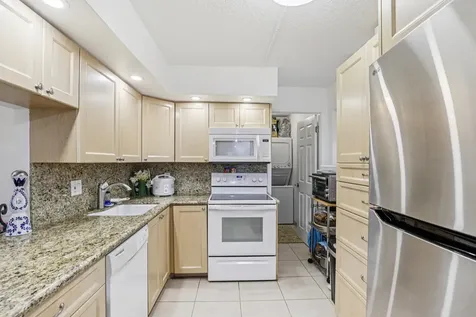 250 Nw 67th Street Boca Raton FL 33487