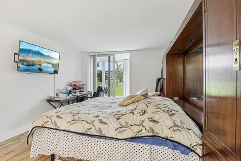 250 Nw 67th Street Boca Raton FL 33487