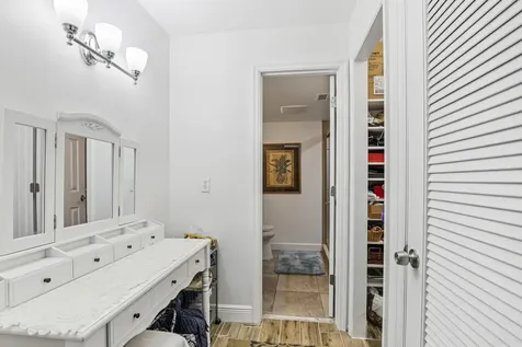 250 Nw 67th Street Boca Raton FL 33487