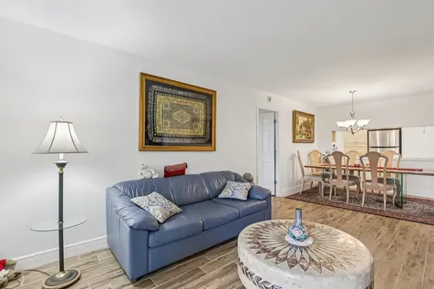 250 Nw 67th Street Boca Raton FL 33487