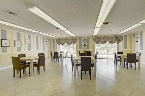 21 Abbey Lane Delray Beach FL 33446