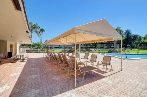 21 Abbey Lane Delray Beach FL 33446