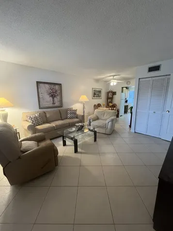 21 Abbey Lane Delray Beach FL 33446