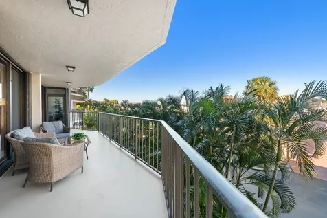 859 Jeffery Street Boca Raton FL 33487