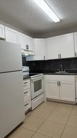 410 Meadows Circle Boynton Beach FL 33436