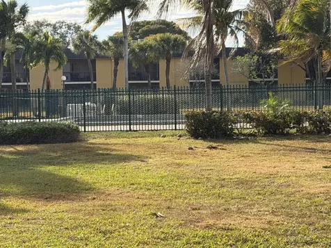 410 Meadows Circle Boynton Beach FL 33436