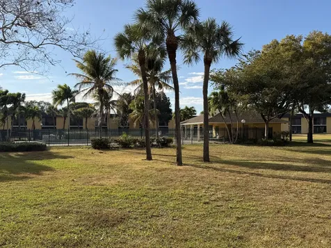 410 Meadows Circle Boynton Beach FL 33436
