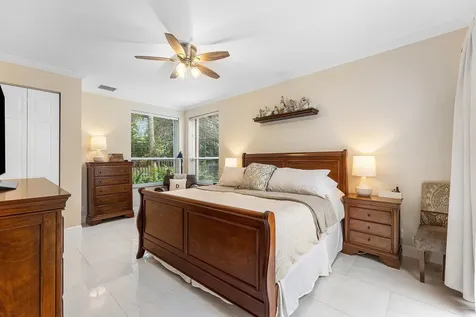 5827 Via De La Plata Circle Delray Beach FL 33484