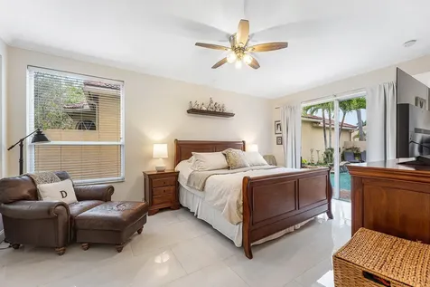 5827 Via De La Plata Circle Delray Beach FL 33484