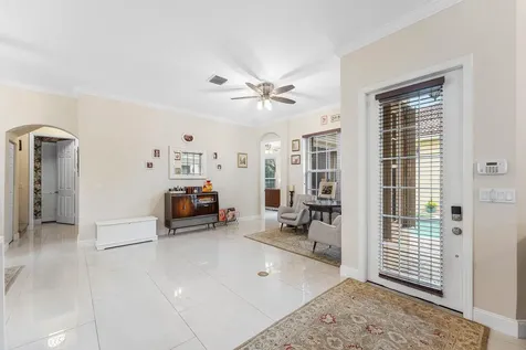 5827 Via De La Plata Circle Delray Beach FL 33484
