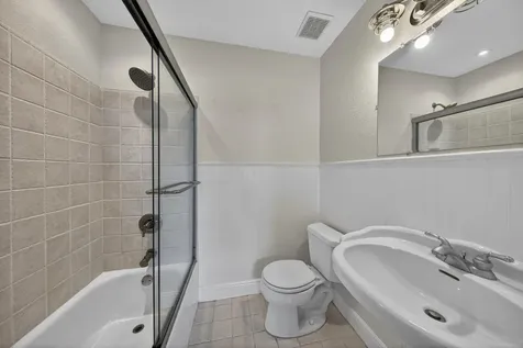 1100 E Jeffrey Street Boca Raton FL 33487