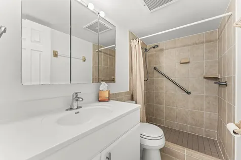 124 Shore Court North Palm Beach FL 33408