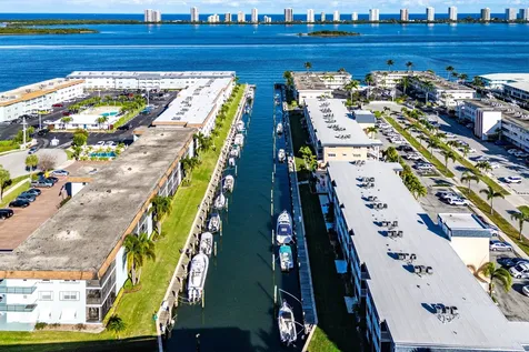 124 Shore Court North Palm Beach FL 33408