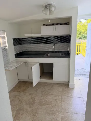 711 Fernwood Drive West Palm Beach FL 33405