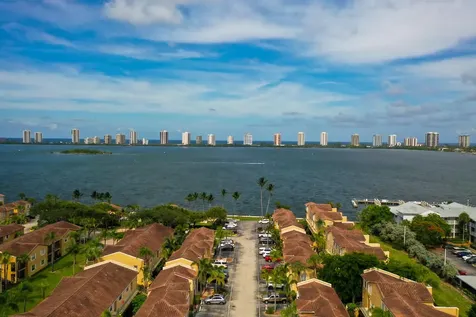 1020 Lake Shore Drive Lake Park FL 33403