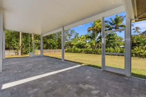 16145 E Trafalgar Drive Loxahatchee FL 33470