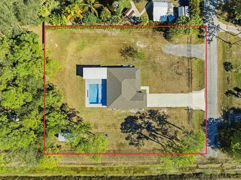 16145 E Trafalgar Drive Loxahatchee FL 33470