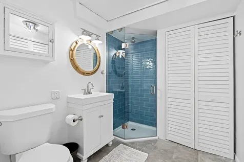 1517 N Palmway Lake Worth Beach FL 33460