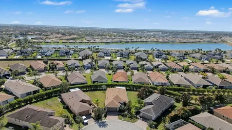 10283 Sw Silverberry Court Port Saint Lucie FL 34987